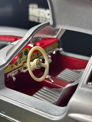 Modellino Mercedes-Benz 300 SL Bburago 1:18