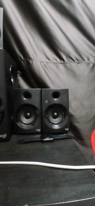 Altavoces Logitech Z607