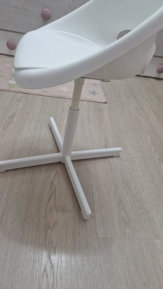 Silla de escritorio blanca moderna