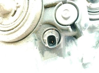 Faro der toyota 811300f010 corolla verso 23077096