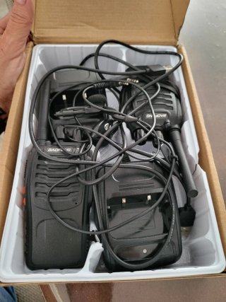 2 Walkie Talkies Baofeng BF-888S