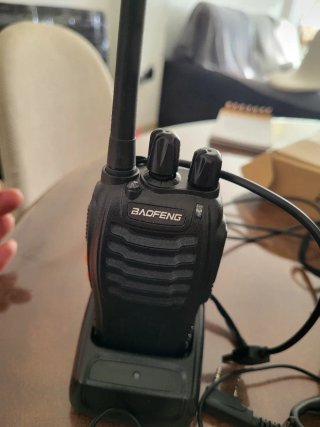 2 Walkie Talkies Baofeng BF-888S