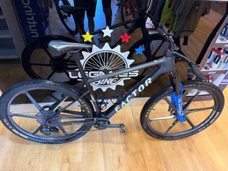 Bicicleta Factor Lando HT Talla M