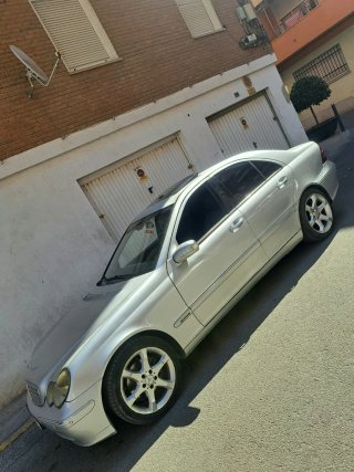 Mercedes-Benz Clase C 2002