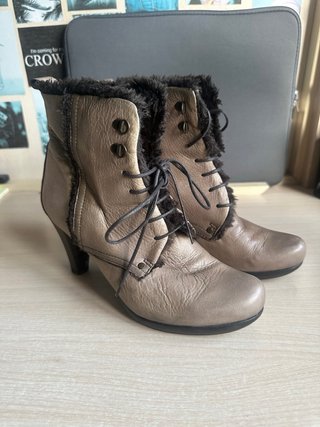 Botines con Pelo Interior Hispanitas
