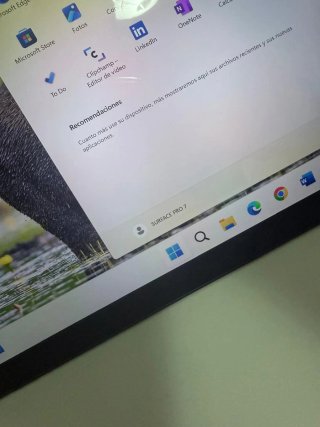 Microsoft Surface Pro 7+ 8GB RAM 256GB SSD