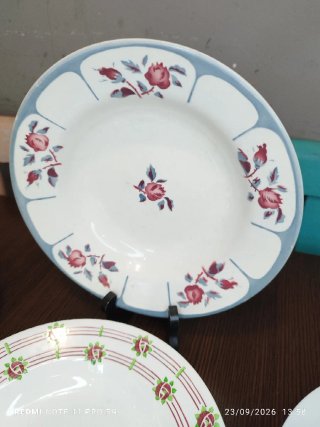 Lote 8 Platos Hondos Vintage Pocelana