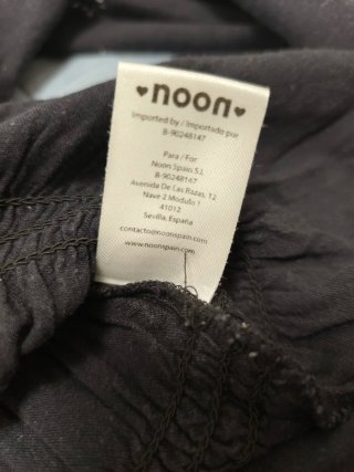 Blusa negra Noon talla M