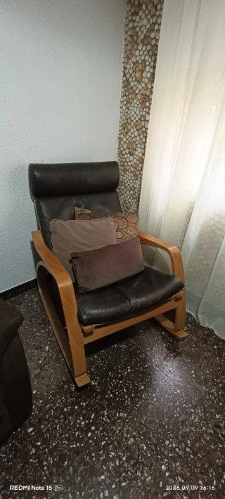Sillón Balancín de Polipiel y Madera