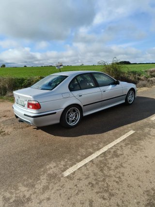 BMW 525i M E39 Manual