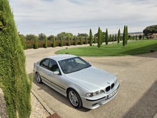 BMW 525i M E39 Manual