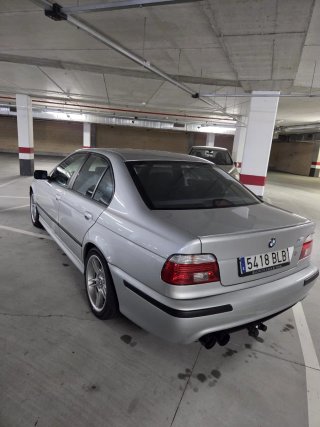 BMW 525i M E39 Manual