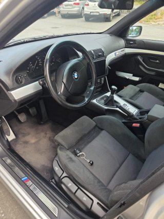 BMW 525i M E39 Manual