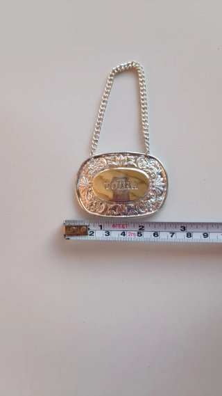 Etiqueta Licorera VODKA Metal Plateada