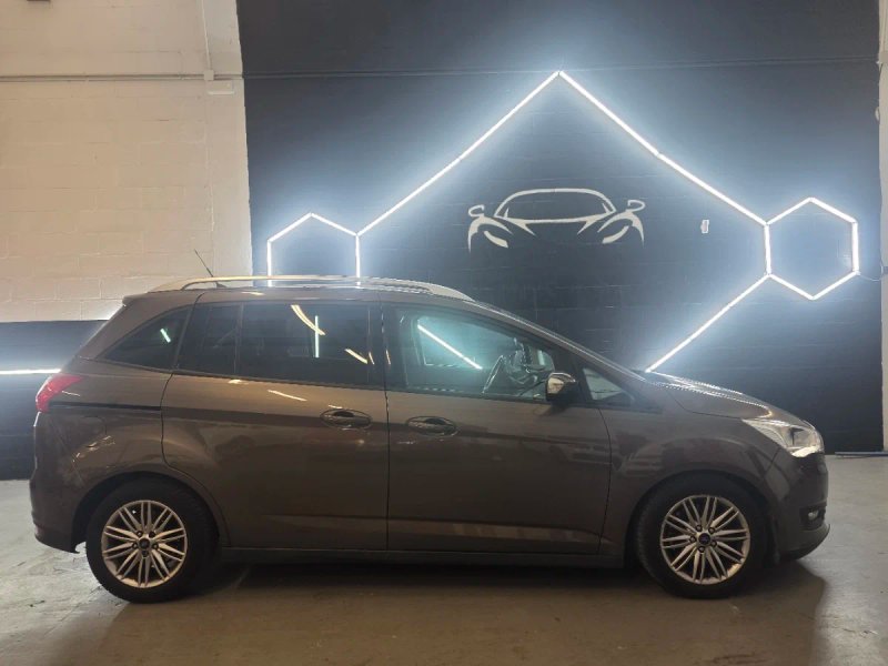 Ford Grand C-Max 2016, foto 3