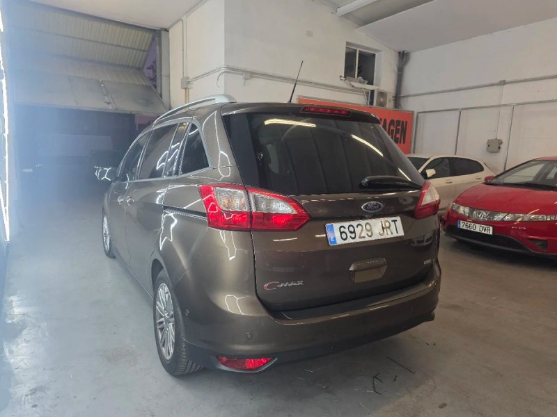 Ford Grand C-Max 2016, foto 5