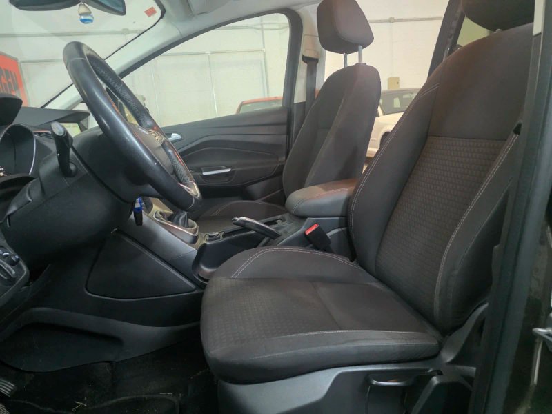 Ford Grand C-Max 2016, foto 12
