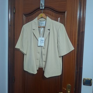 Chaqueta YAS Beige Talla XL