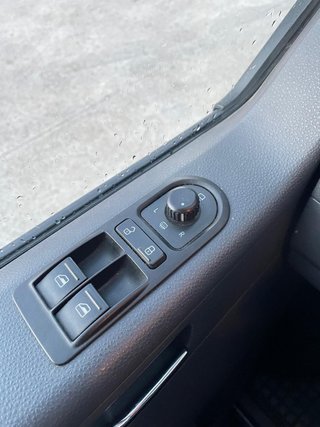 Volkswagen Caravelle 2013 115cv