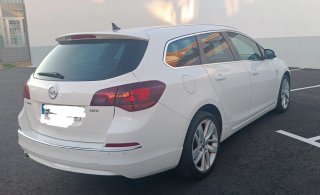 Opel Astra 2015
