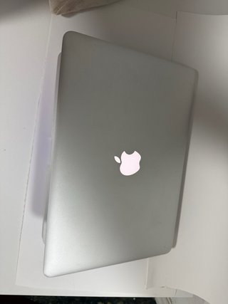 MacBook Air 13,3 Plata