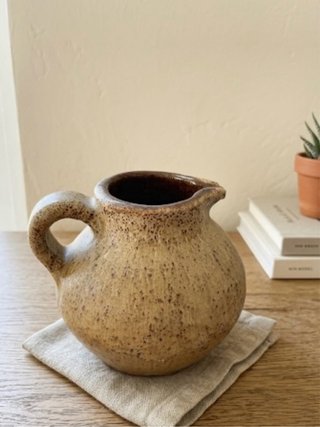 Vaso in ceramica marrone