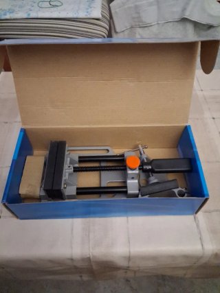 Tornillo de banco Powerfix