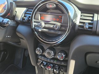 MINI cooper 1.5l 136cv Racing Green