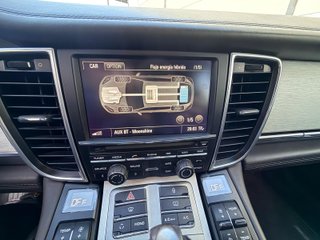 Porsche Panamera 3.0 hybrid 380cv (no enchufable)