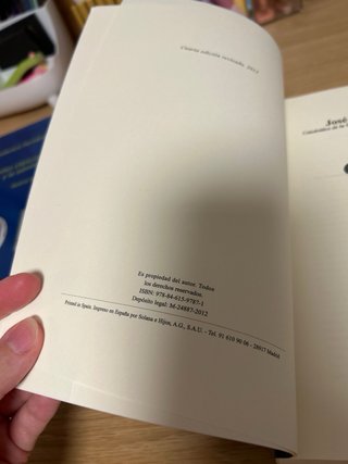 Curso de historia del derecho : fuentes e insti...