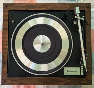 Tocadiscos Garrard 6400