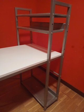 Escritorio metálico