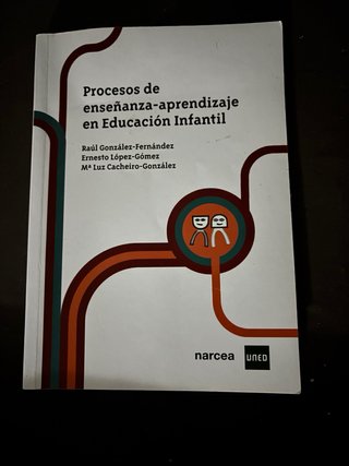 Libros primero de Educación infantil. UNED