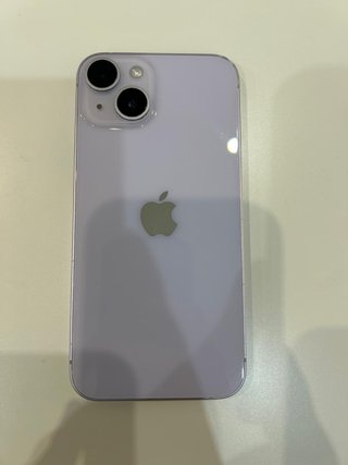 iPhone 14 Violeta