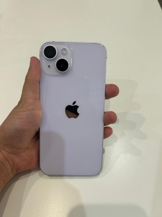 iPhone 14 Violeta