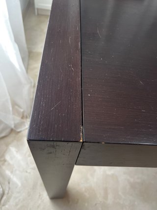 Mesa de comedor y 4 sillas