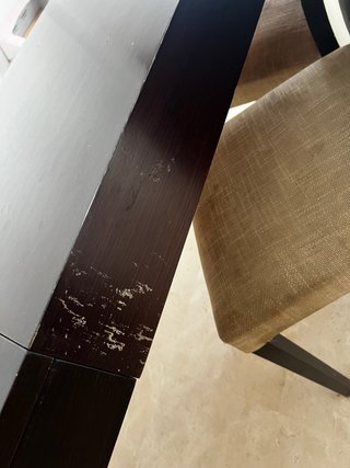 Mesa de comedor y 4 sillas
