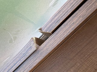 Mesa de comedor de madera