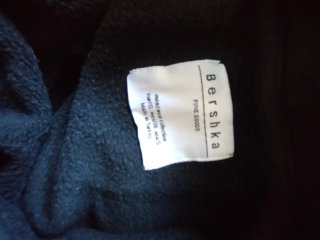 Sudadera Larga Negra con Estampados