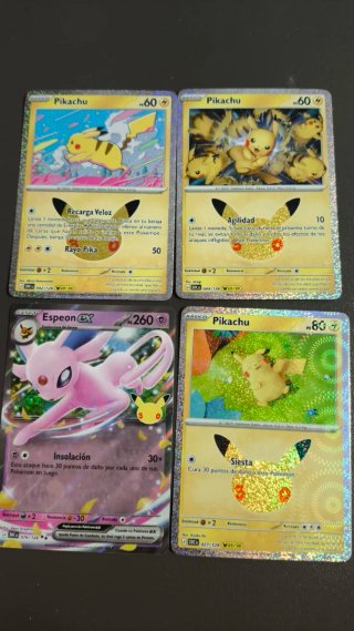 4 Cartas Pokémon 25 Aniversario