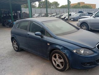 Seat puerta trasera izquierda leon (1p1) 465098