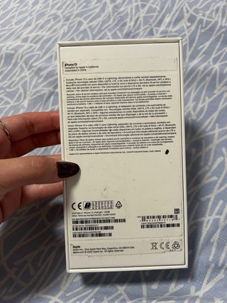 iPhone 13 128GB impecable + caja + 2 fundas + 1cri
