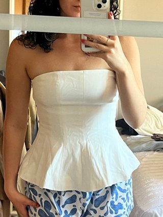 Top blanco peplum Zara