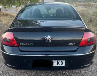 Peugeot 407