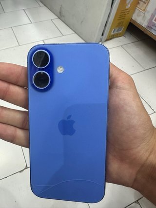 iPhone 16