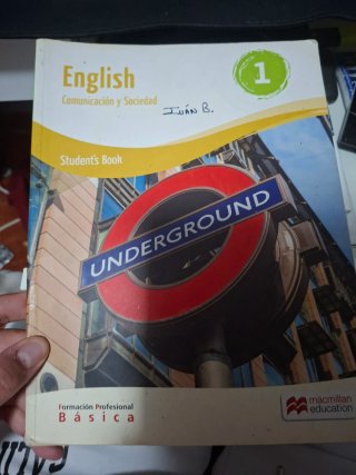 English 1 [Formación Profesional Básica] Comuni...