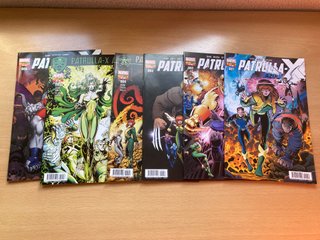 Lote 14 comics La Patrulla-X: Azul, Roja y Negra