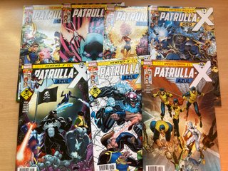 Lote 14 comics La Patrulla-X: Azul, Roja y Negra