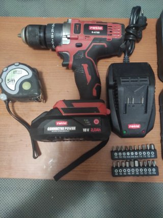 Lote de herramientas eléctricas y manuales