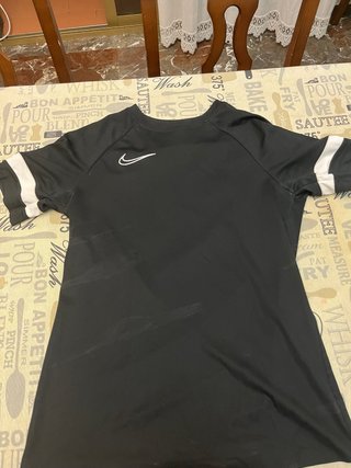 Camiseta Nike Negra